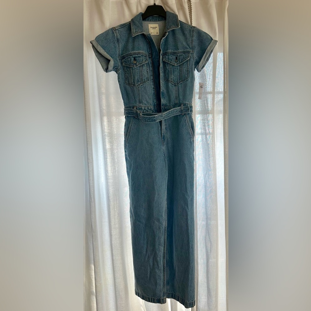 Abercrombie 90s relaxed jumpsuit